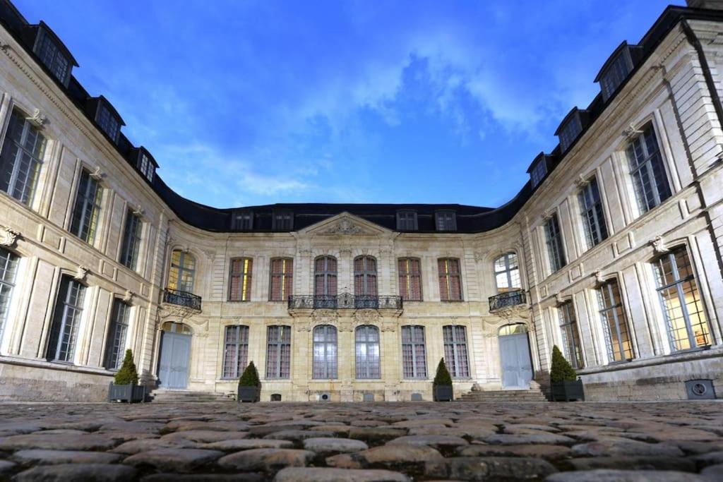 Apartment En Plein Coeur De *
